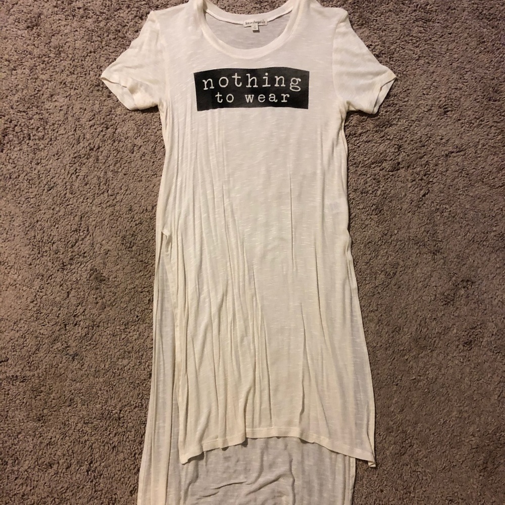 Lounge graphic shirt “Nothing to Wear”